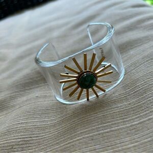Suzanne Early Lucite Cuff starburst green stone
